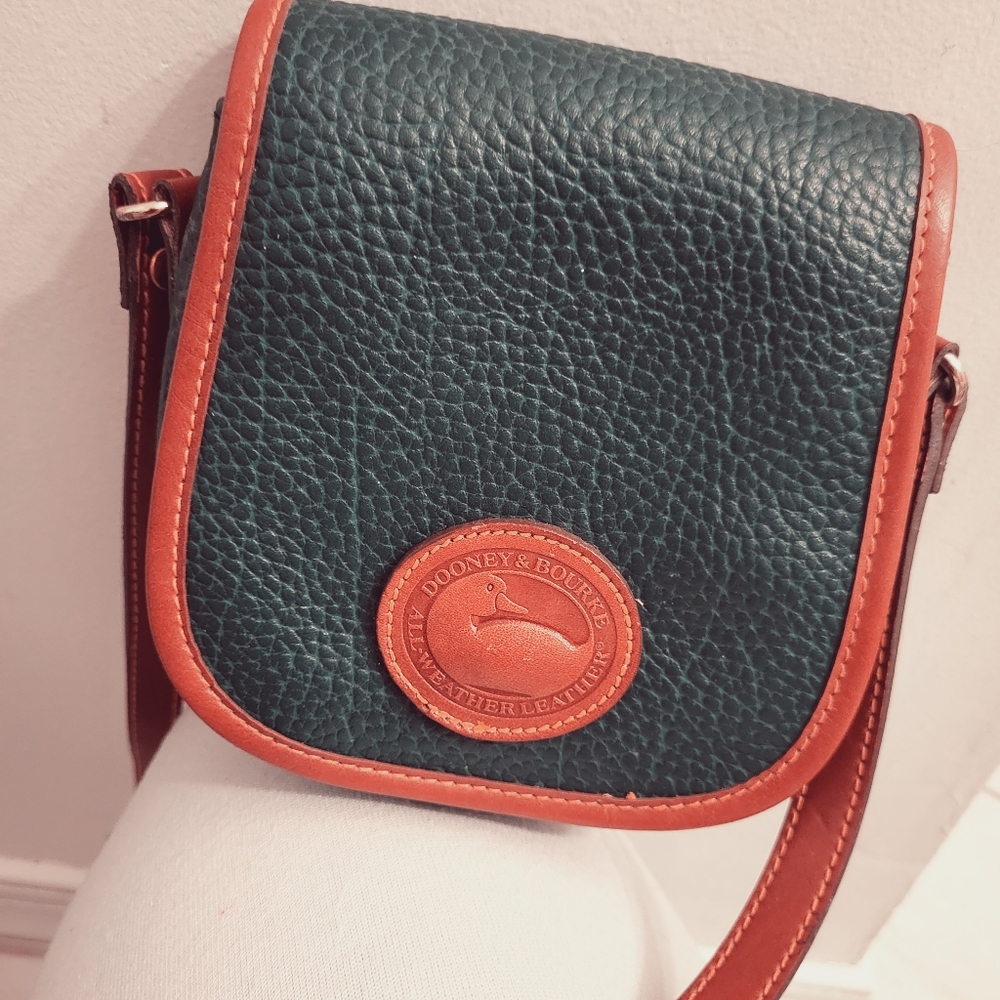 Dooney & Bourke  small bag